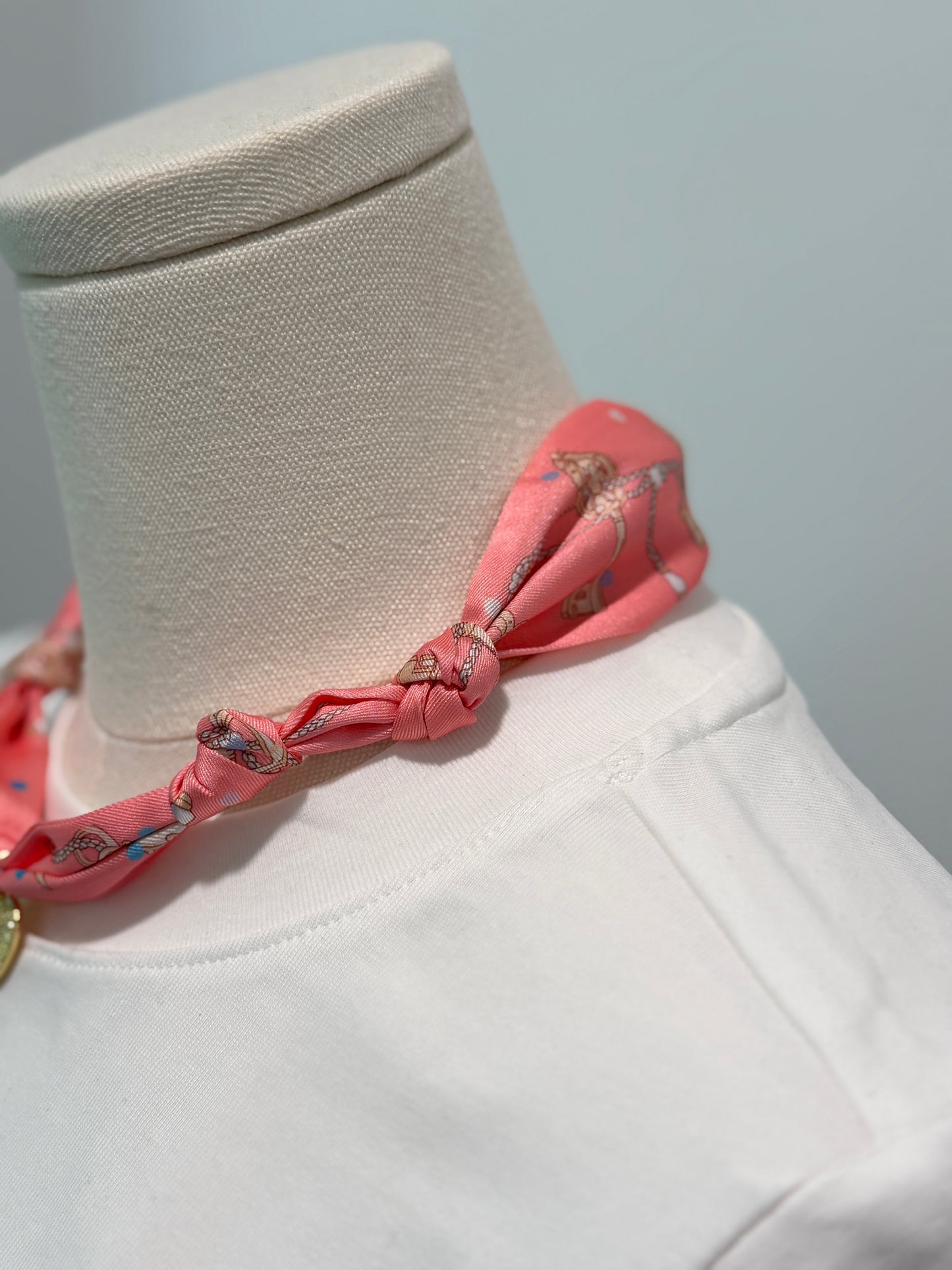 Scarf Charm Necklace - Single
Charm Sunset Pink + Pave