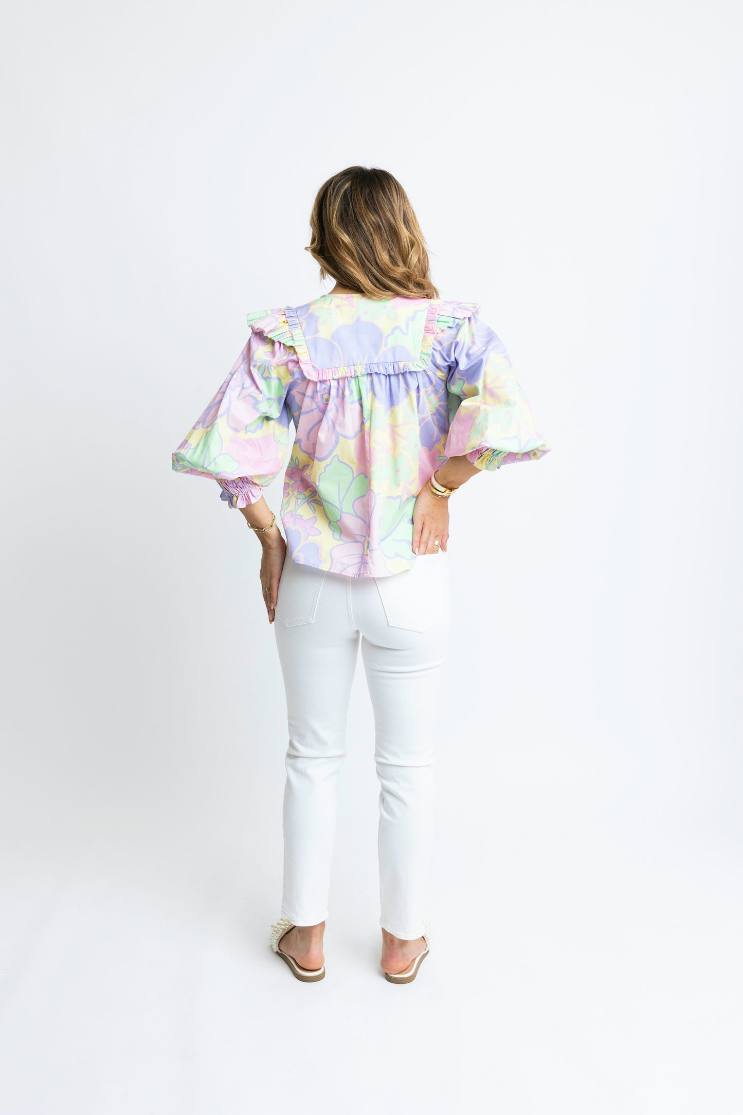 Karlie Pastel Large Floral Poplin Vneck Ruffle Top
