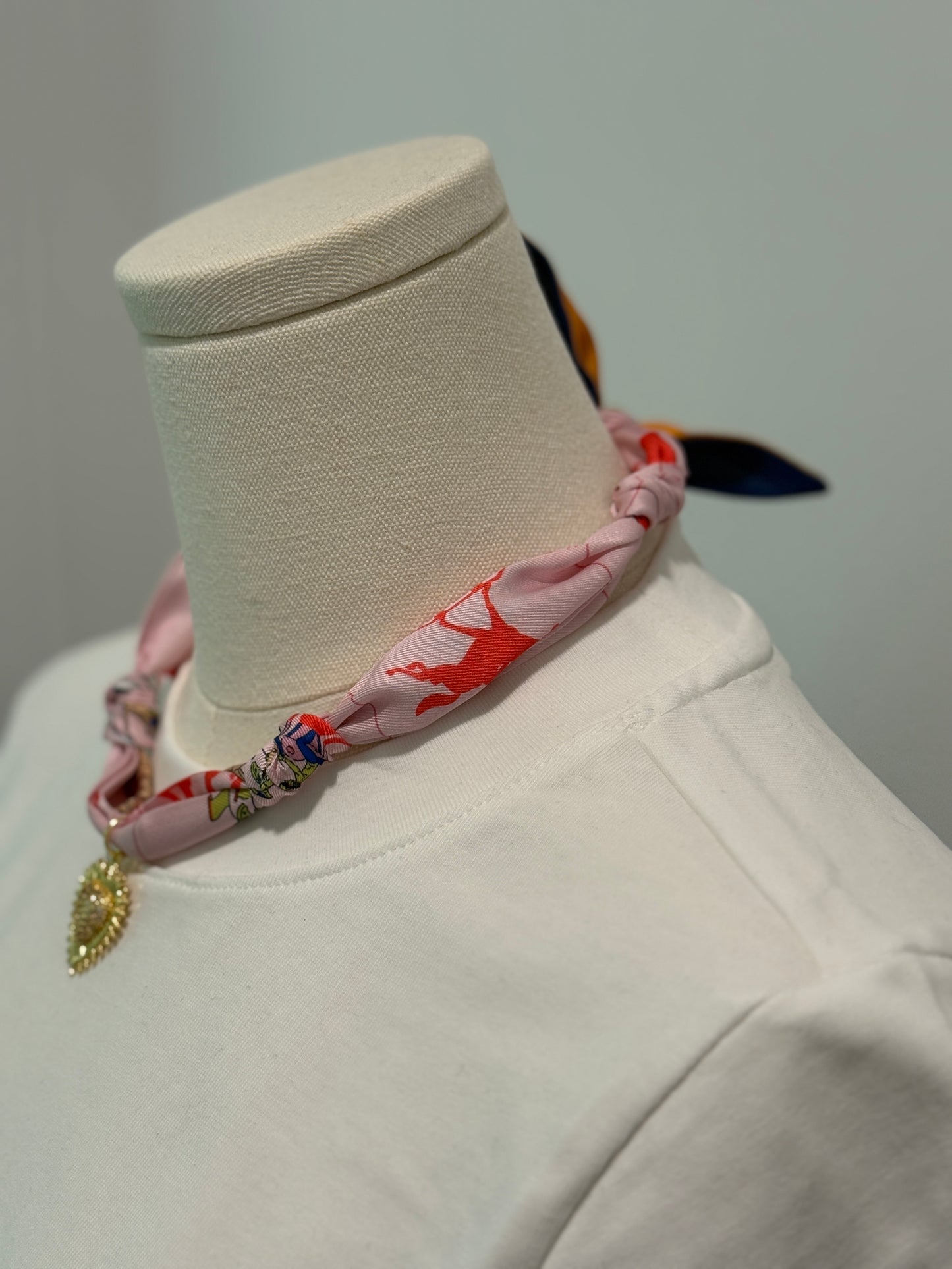 Scarf Charm Necklace - Single
Charm Pinky Coral + Pave Sparkle
