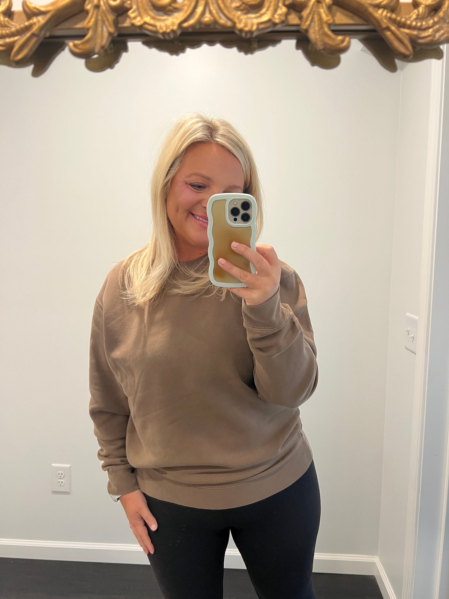 The Beach Sweatshirt - Coastal Espresso